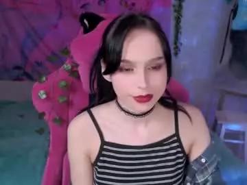 Freechat pineapple_dope on Chaturbate