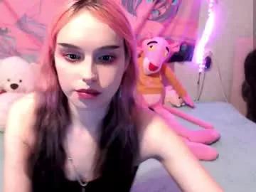 Freechat pineapple_dope on Chaturbate