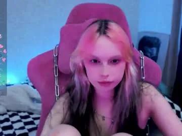 Freechat pineapple_dope on Chaturbate