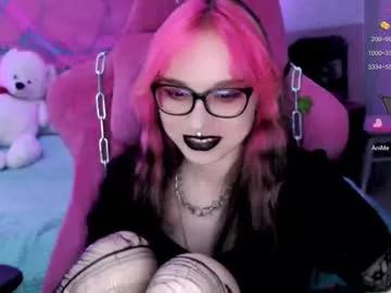 Freechat pineapple_dope on Chaturbate
