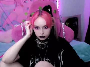 Freechat pineapple_dope on Chaturbate