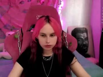 Freechat pineapple_dope on Chaturbate