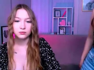 Freechat playful_sophie on Chaturbate