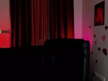 Freechat playful_sophie on Chaturbate