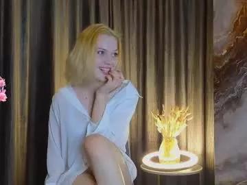 Freechat quennaedger on Chaturbate