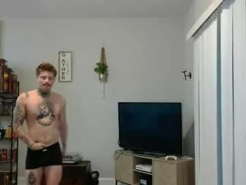 Freechat redinthebed on Chaturbate