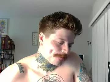 Freechat redinthebed on Chaturbate