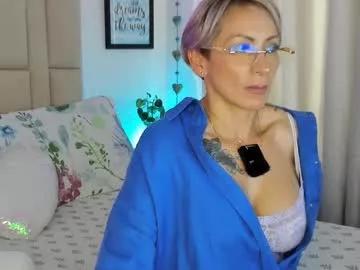 Freechat samanthaxmami on Chaturbate