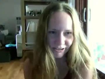 Freechat skywinters on Chaturbate