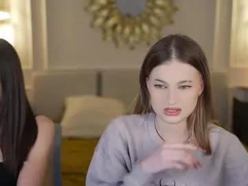 Freechat sweetdesiree_ on Chaturbate