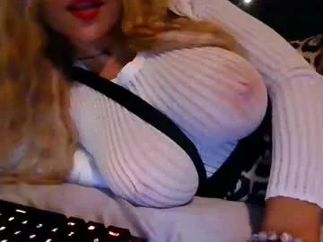 Freechat thepeachprincess on Chaturbate