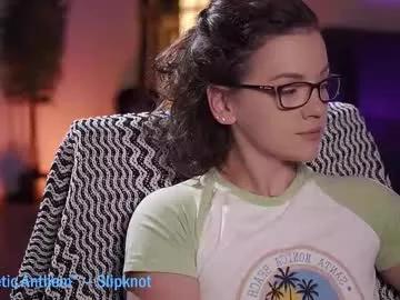 Freechat tiffanyriox on Chaturbate