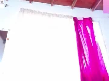 Freechat trix_fiore_oficial on Chaturbate