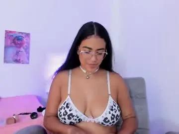 Freechat tyra_banksi on Chaturbate