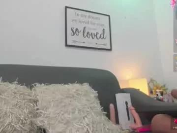 Freechat vainilla_heart on Chaturbate