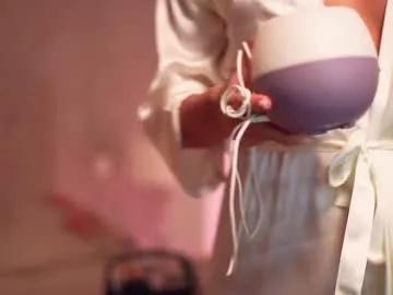 velvettangel on Chaturbate 
