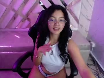 victoria_castillo_b on Chaturbate 