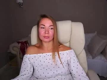 Watch Vixenmuse, she wants to masturbate for you vixenmuse from Chaturbate