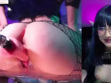 Freechat xnixycrow11 on Chaturbate