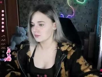 Freechat your_small_bunny on Chaturbate