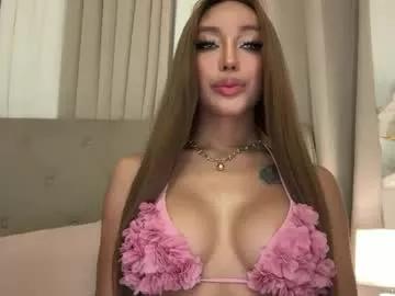 Freechat yourlovingpearlita1000 on Chaturbate