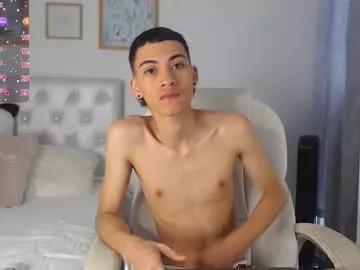 Freechat yulian_vasquez on Chaturbate