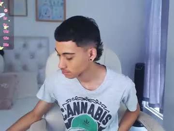 Freechat yulian_vasquez on Chaturbate