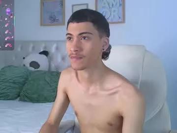 Freechat yulian_vasquez on Chaturbate