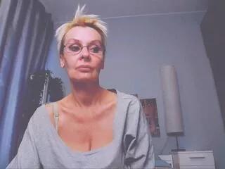 addie_lynn on Flirt4Free 