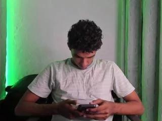 alejandro_williams on Flirt4Free 