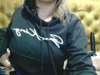 alondra_castillo on Flirt4Free 