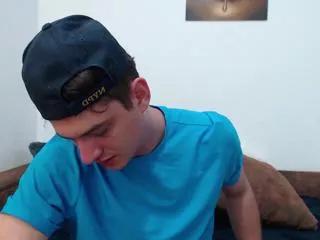 andy_fame on Flirt4Free 