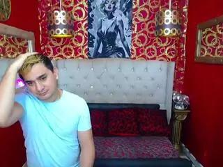 dave_jhovannel_nixon on Flirt4Free 