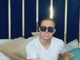 denzel_fox on Flirt4Free 