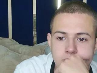 denzel_fox on Flirt4Free 