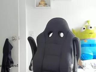 ezzio_scolaro on Flirt4Free 