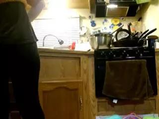 gina_juggs on Flirt4Free 