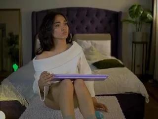 gisell_jones on Flirt4Free 