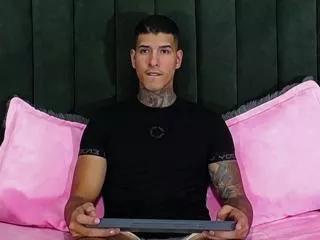 jiro_kenji on Flirt4Free 