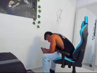 kevin_bray on Flirt4Free 