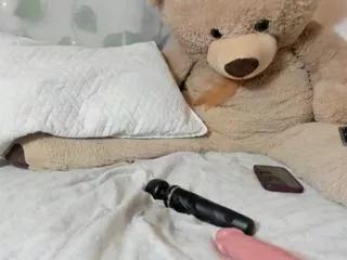 laure_li on Flirt4Free 