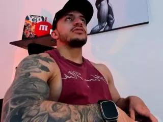 liam_reigns on Flirt4Free 