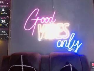 lili_colliins on Flirt4Free 