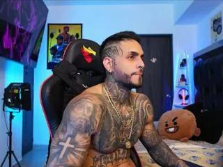 logan_hugh on Flirt4Free 