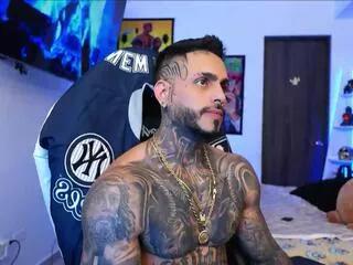 logan_hugh on Flirt4Free 