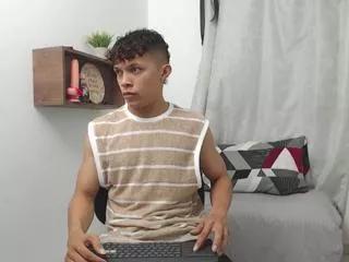 lucas_luxx on Flirt4Free 