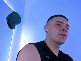 maxwell_dupont on Flirt4Free 