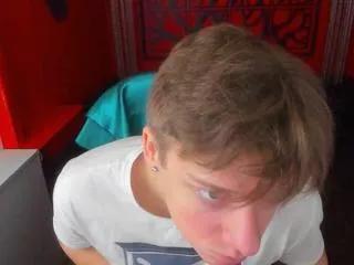melvin_chambers on Flirt4Free 