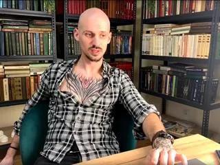 mr_hunter on Flirt4Free 