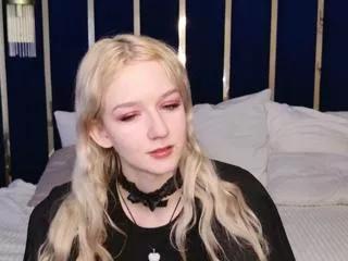 naomi_loys on Flirt4Free 